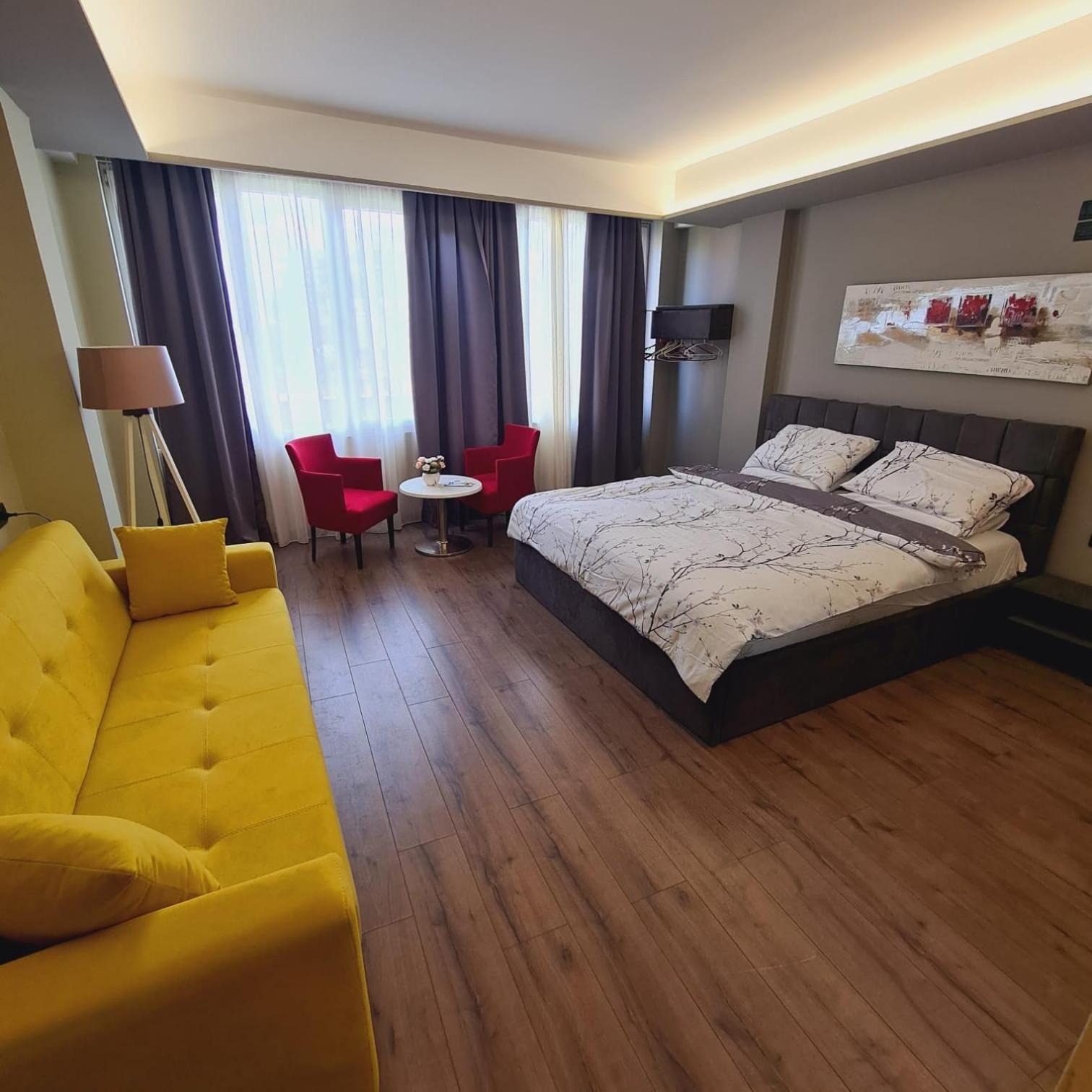 Driti Central Hotel Tirana Exterior photo